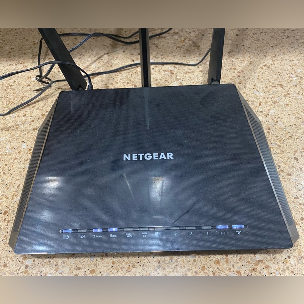 NetGear Nighthawk R7450 AC2600 Gigabit Wireless Smart WIFI Router Pre Owned - Picture 2 of 4